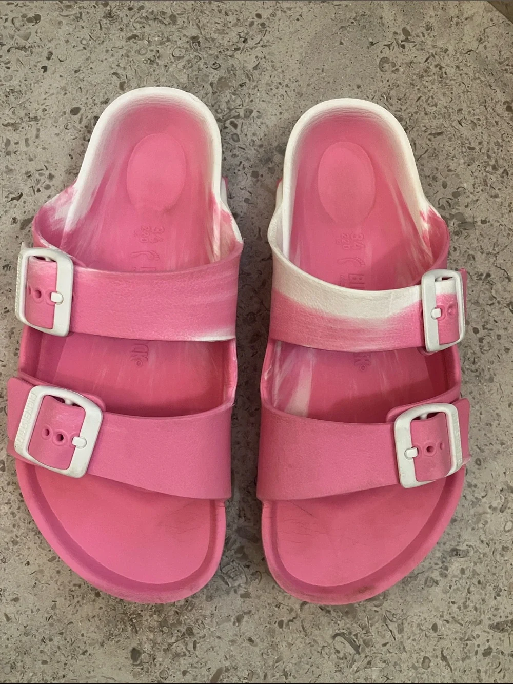 BIRKENSTOCK Kids Pink/White Swirl Pattern Two-Buckle EVA Slides Size 34/ 3-3.5 U